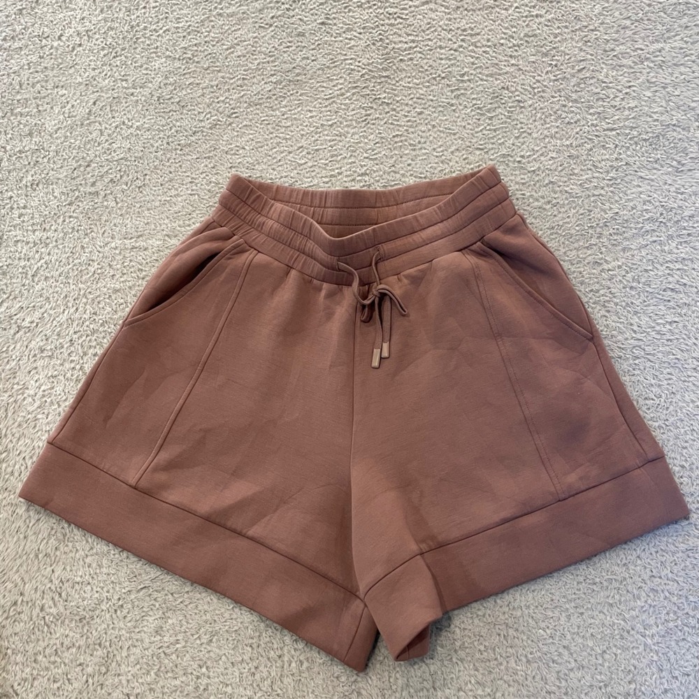 Varley Alder High Rise Short 5.5" Womens Medium Rose Mauve DoubleSoft VAR00980